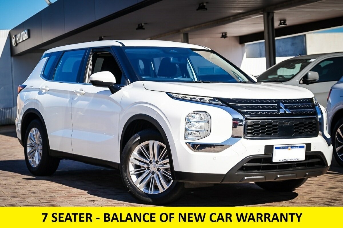 Mitsubishi Outlander image 1