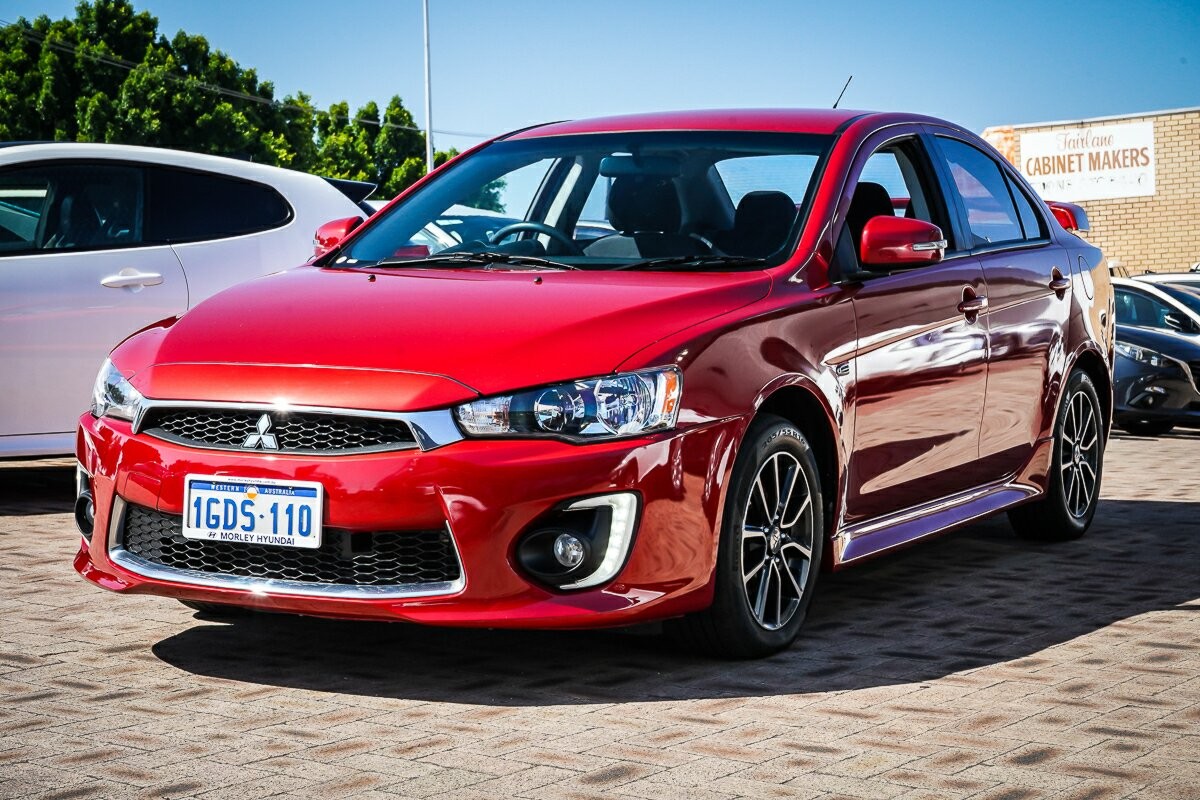 Mitsubishi Lancer image 4