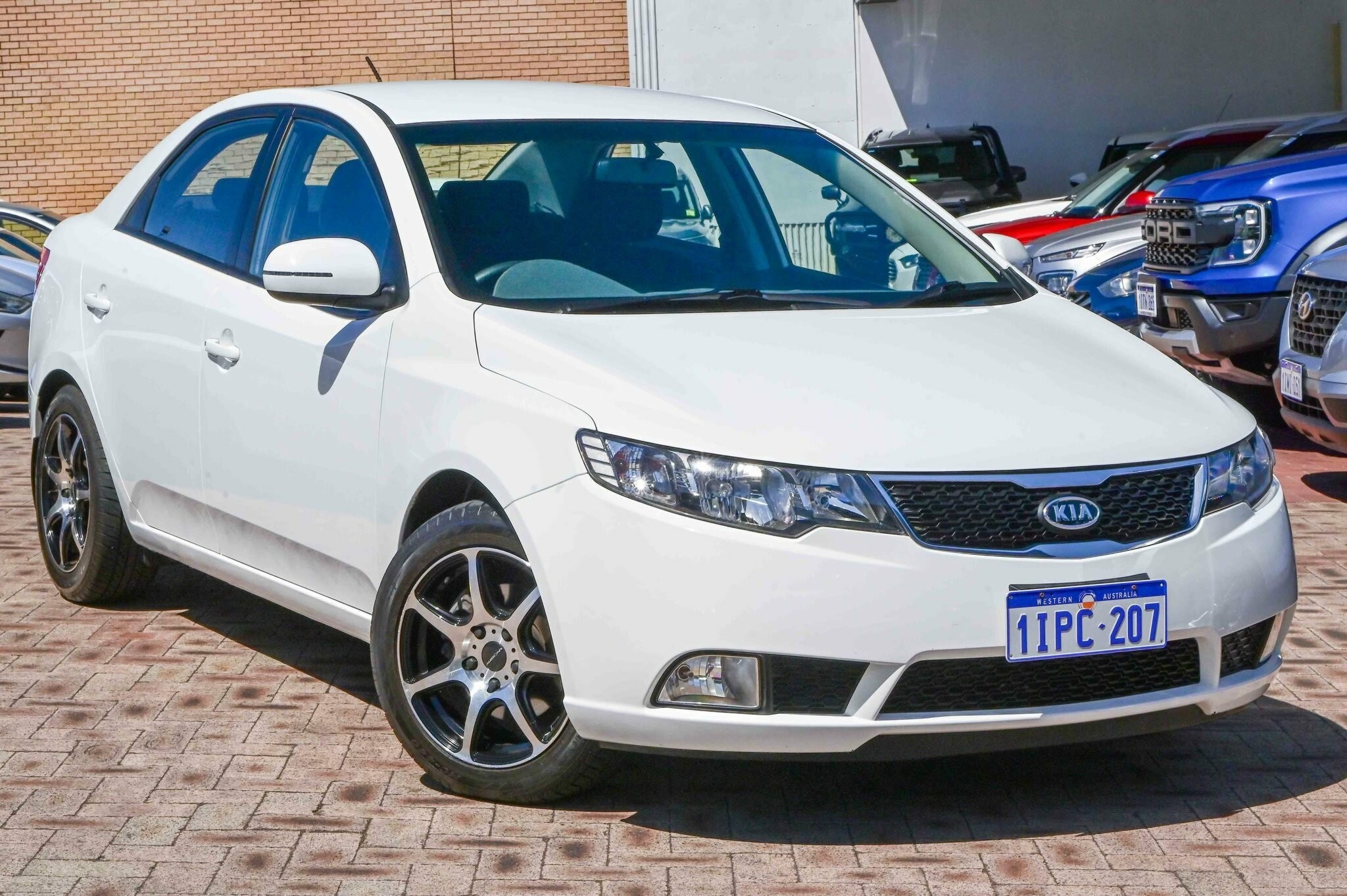 Kia Cerato image 1