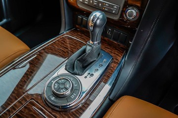 https://vehicle-cdn.autoleague.cloud/17006_41011440_11.jpg