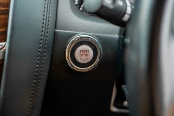 https://vehicle-cdn.autoleague.cloud/17006_41011440_15.jpg