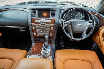 https://vehicle-cdn.autoleague.cloud/17006_41011440_21.jpg