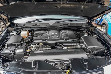 https://vehicle-cdn.autoleague.cloud/17006_41011440_24.jpg