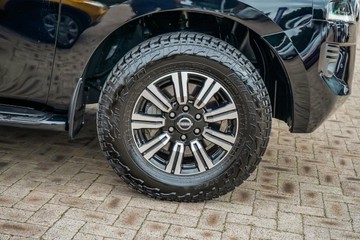 https://vehicle-cdn.autoleague.cloud/17006_41011440_9.jpg