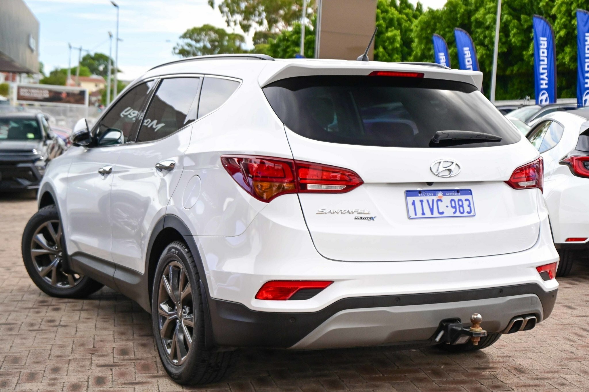 Hyundai Santa Fe image 3