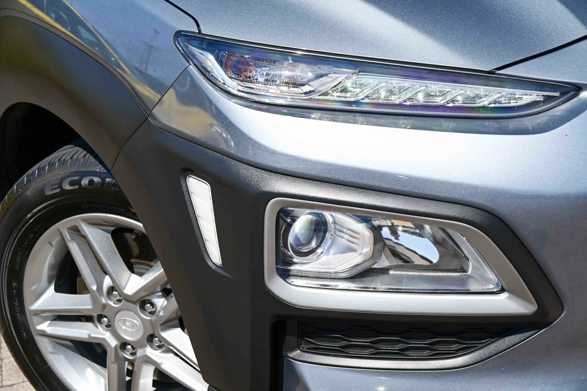 Hyundai Kona image 2