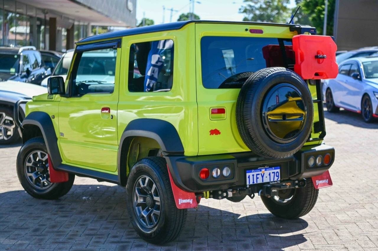 Suzuki Jimny image 2