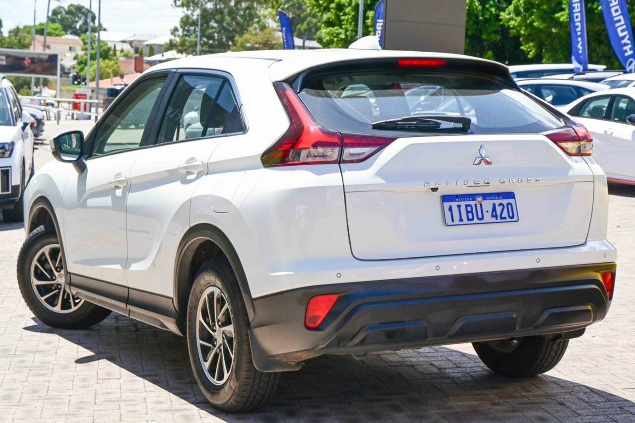 Mitsubishi Eclipse Cross image 3