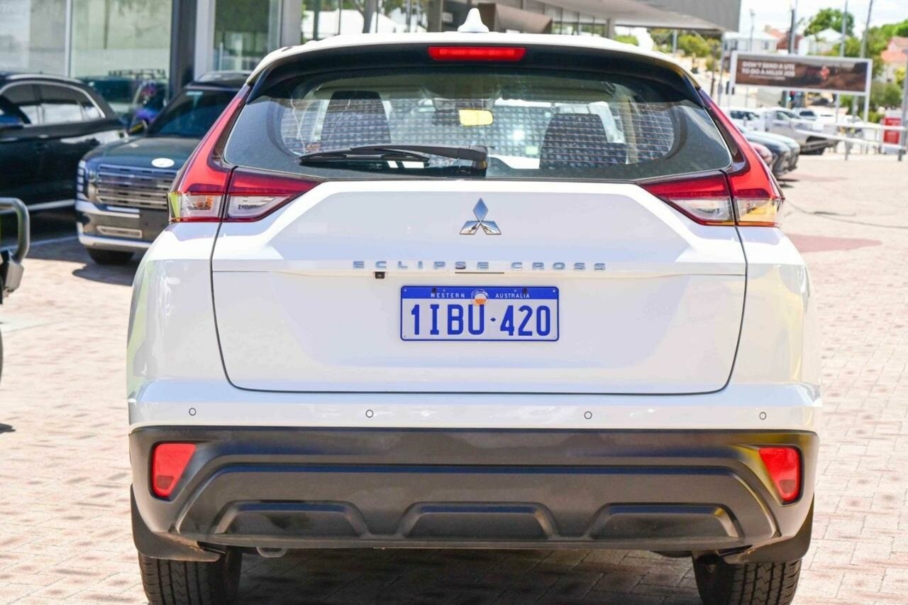 Mitsubishi Eclipse Cross image 4