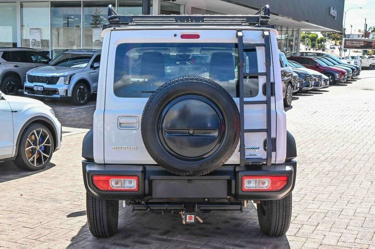 Suzuki Jimny image 3