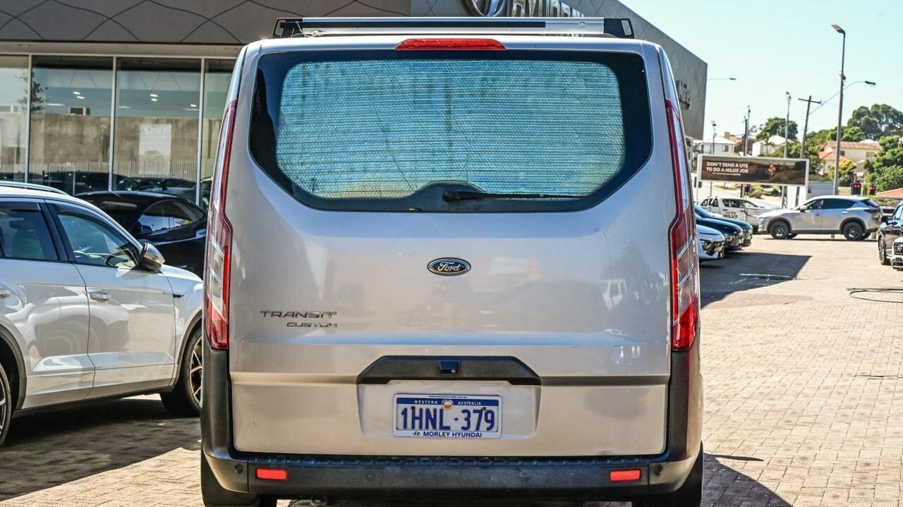 Ford Transit Custom image 4