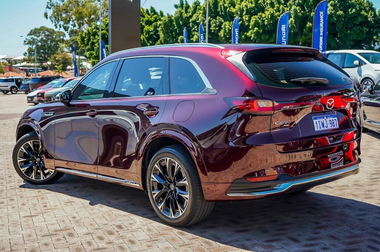 Mazda Cx-90 image 2