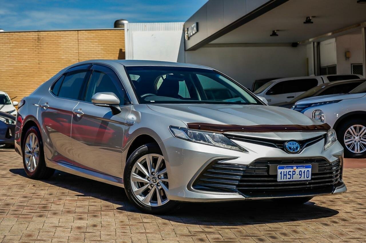 Toyota Camry image 1