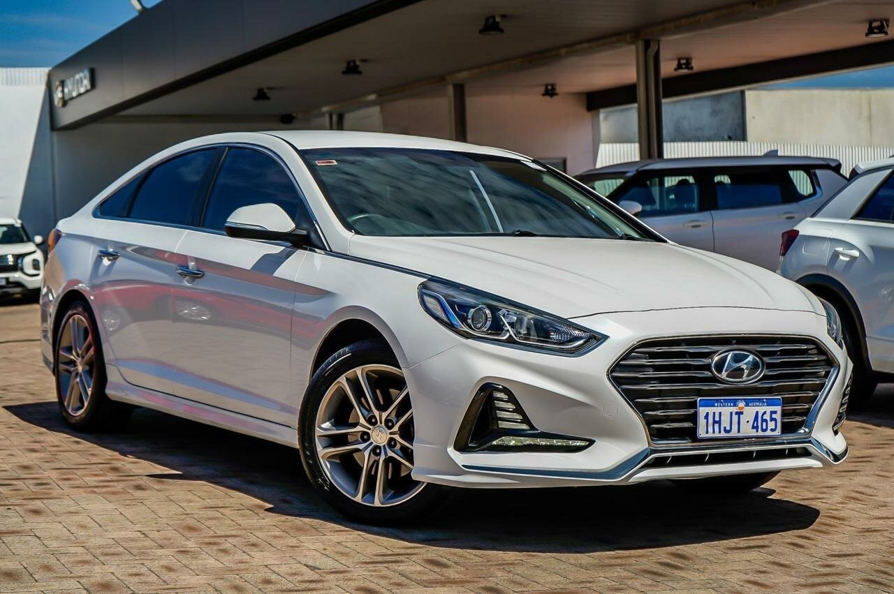 Hyundai Sonata image 1