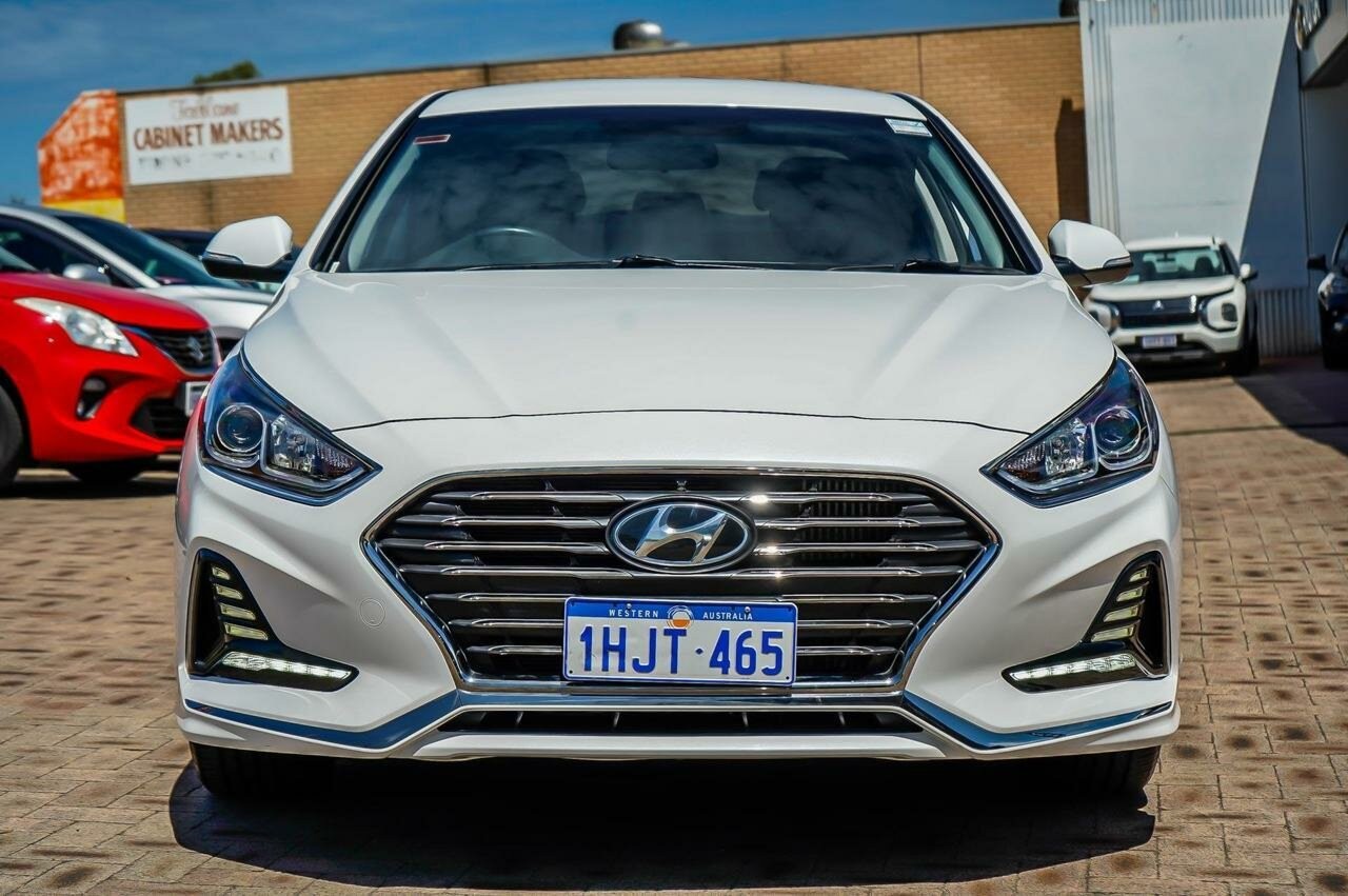 Hyundai Sonata image 4