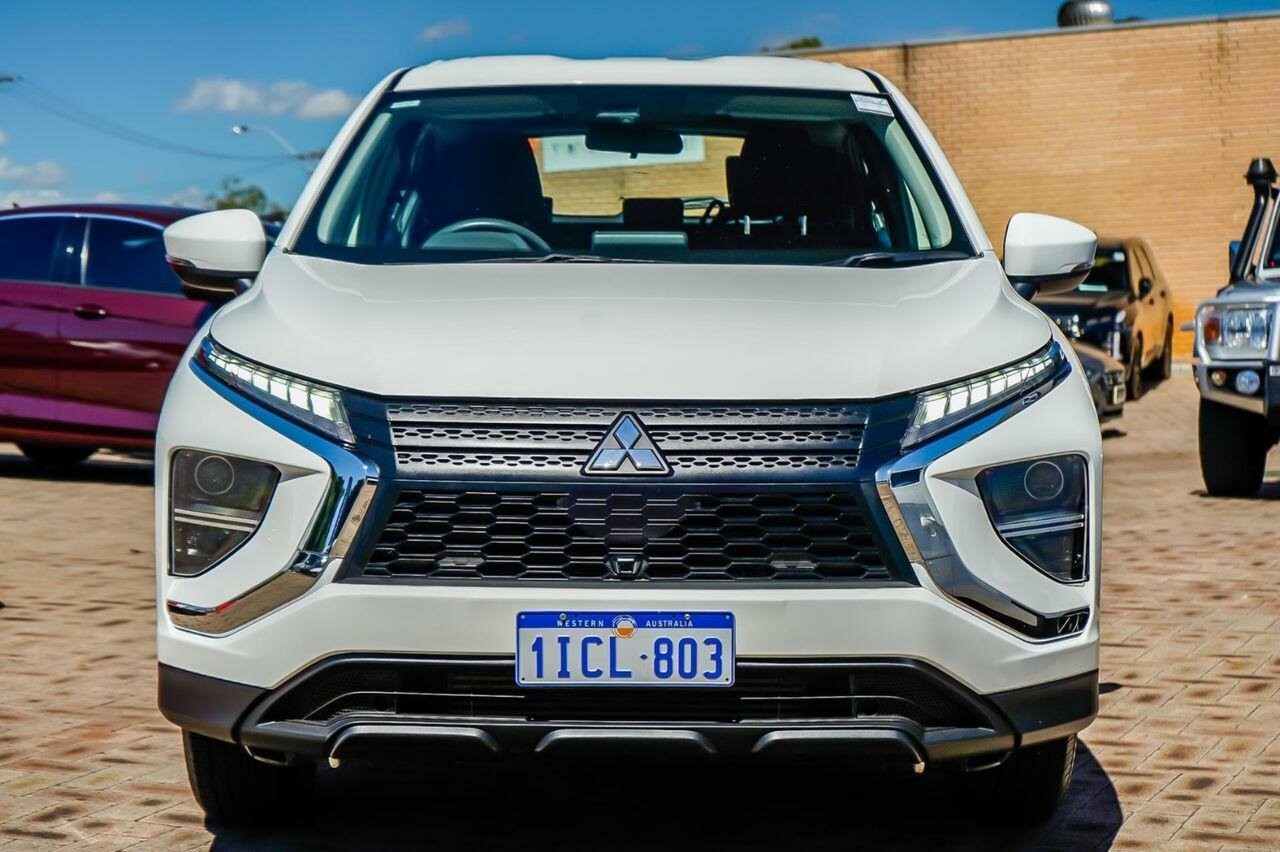 Mitsubishi Eclipse Cross image 4