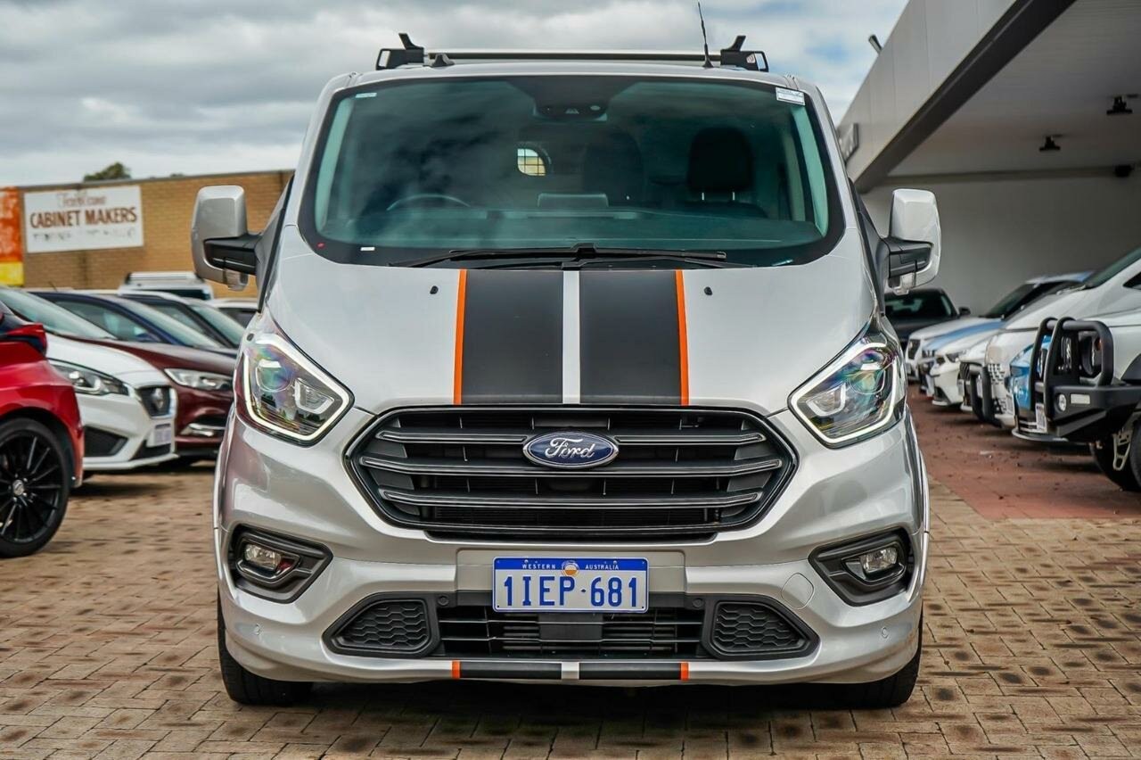 Ford Transit Custom image 4