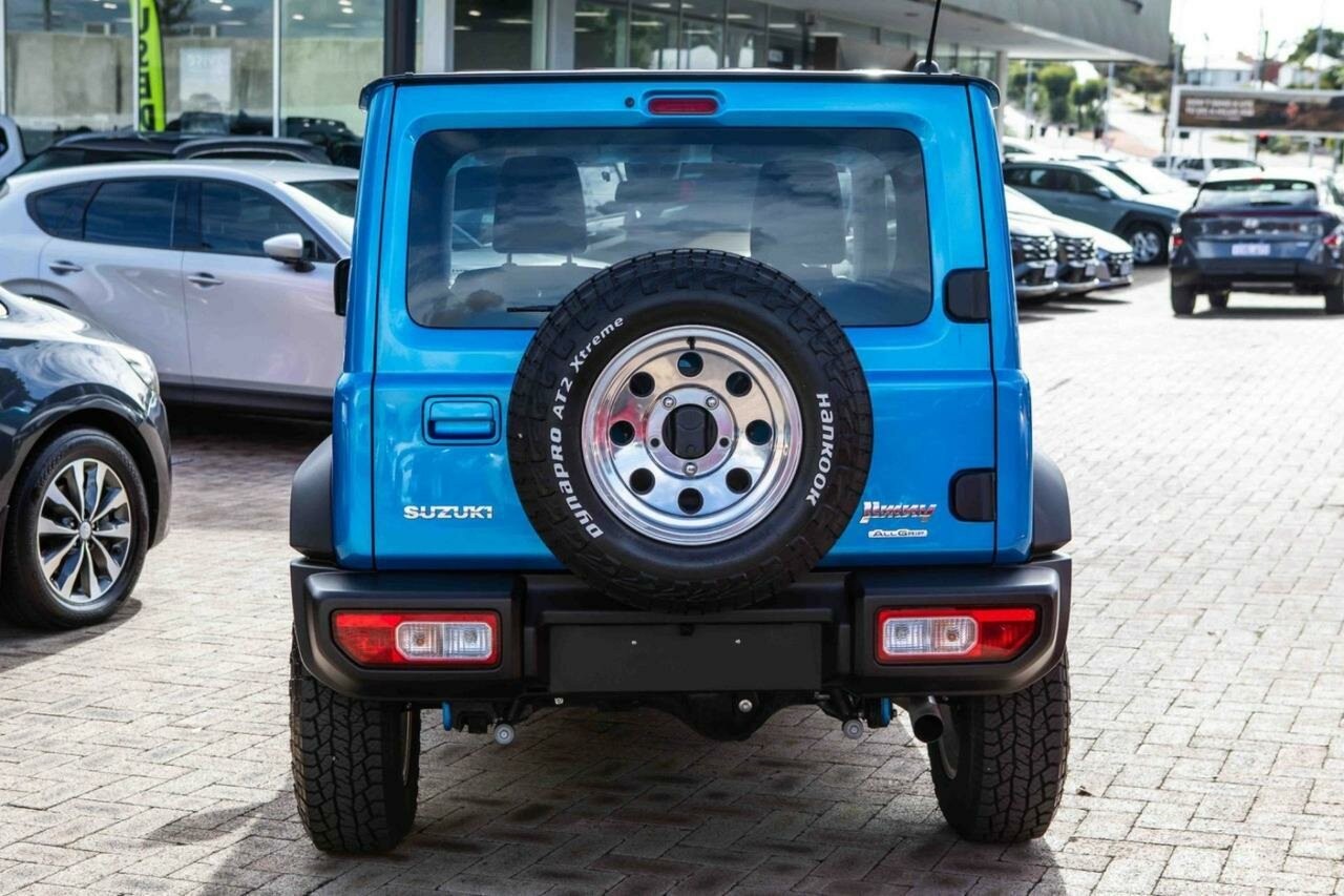 Suzuki Jimny image 4