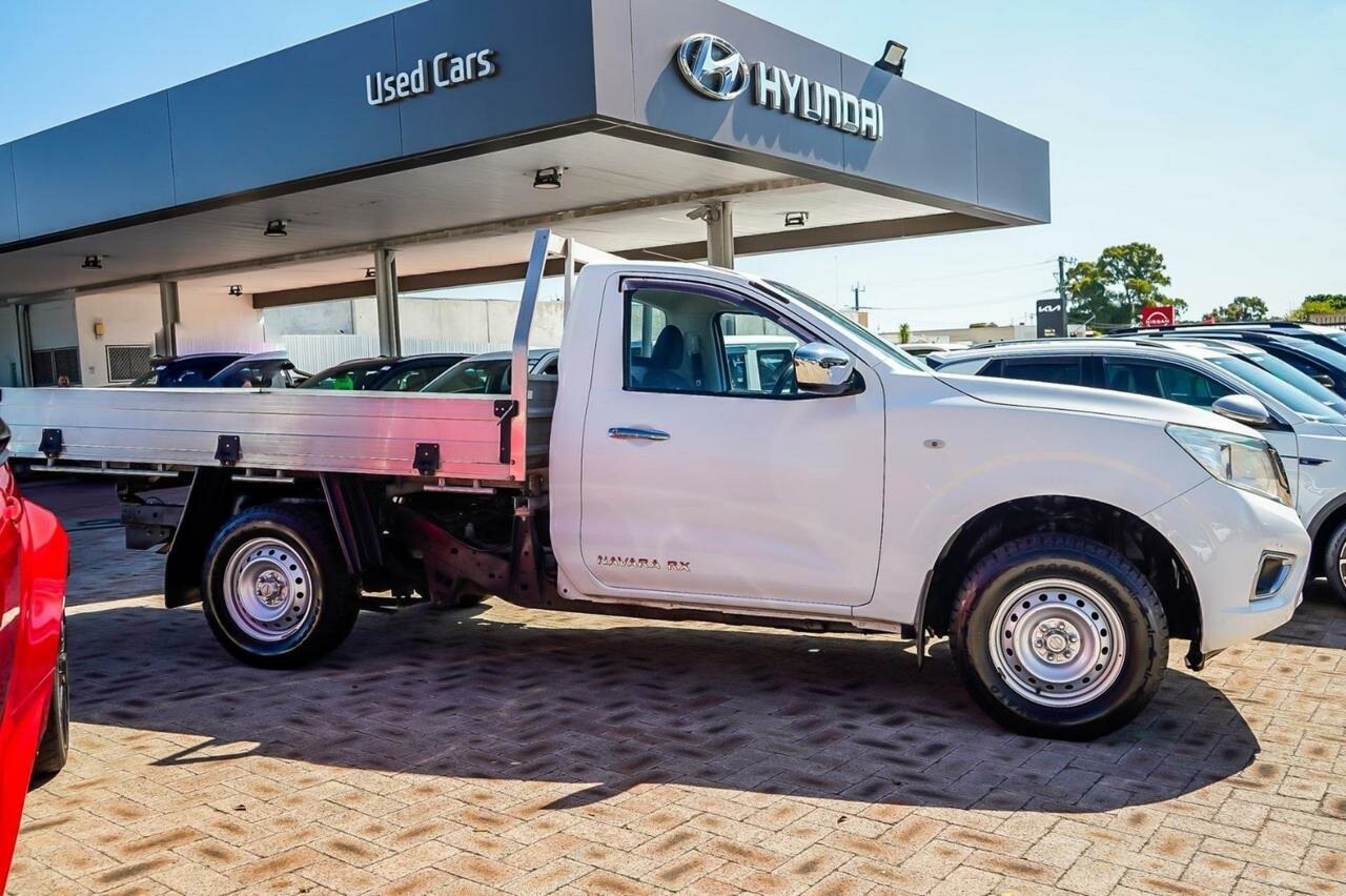 Nissan Navara image 3