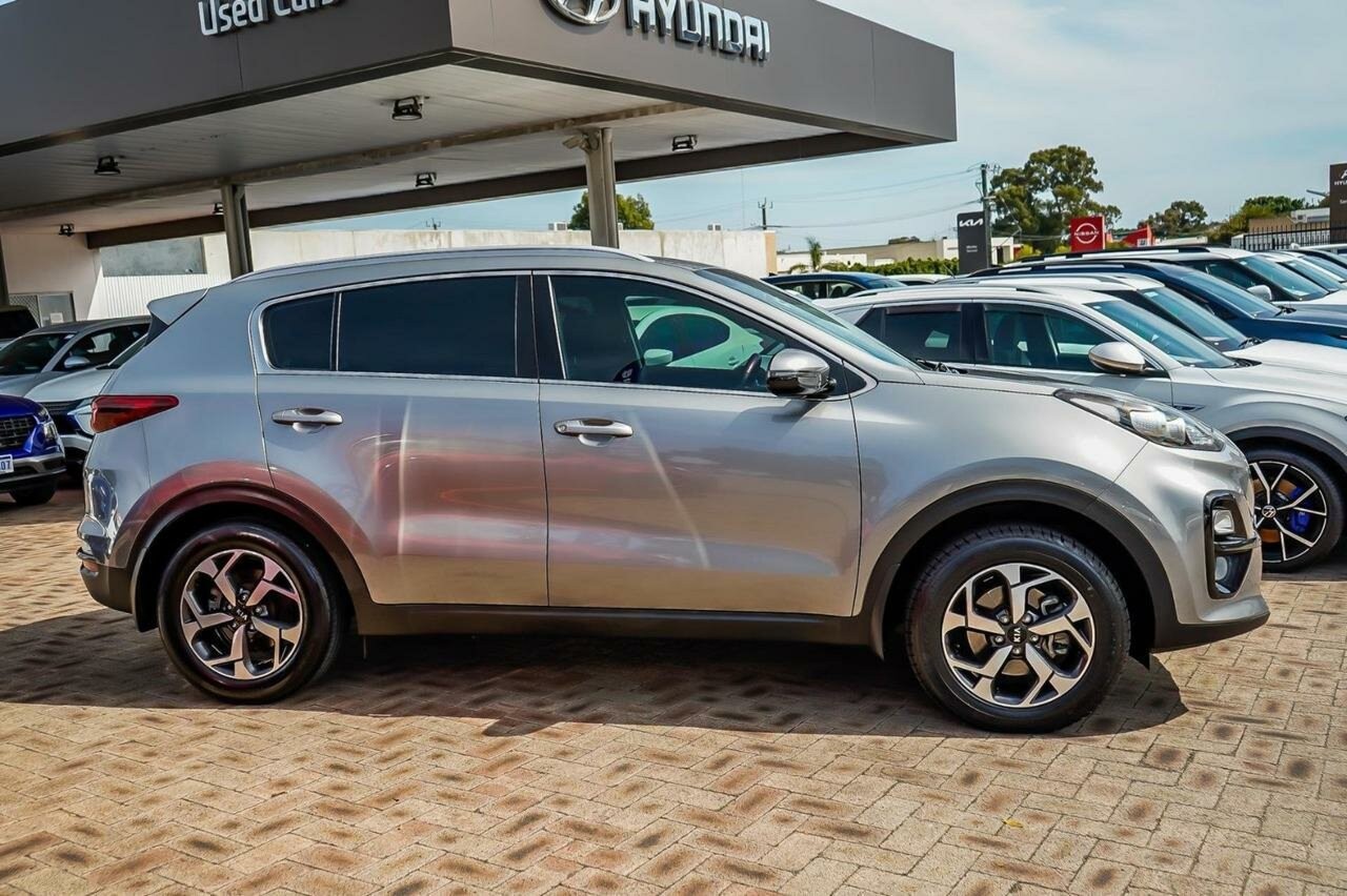 Kia Sportage image 3