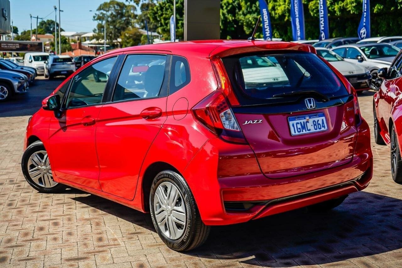 Honda Jazz image 2