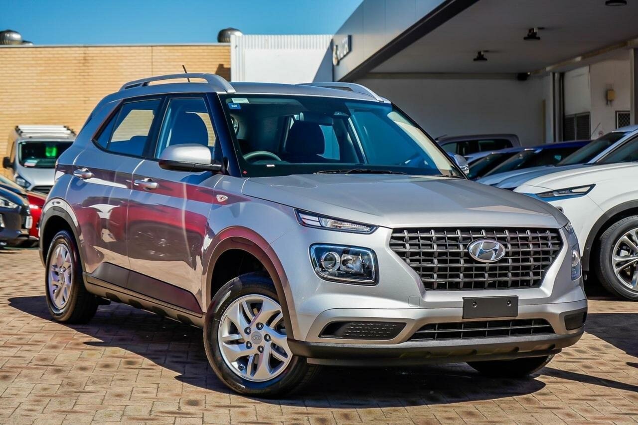 Hyundai Venue image 1