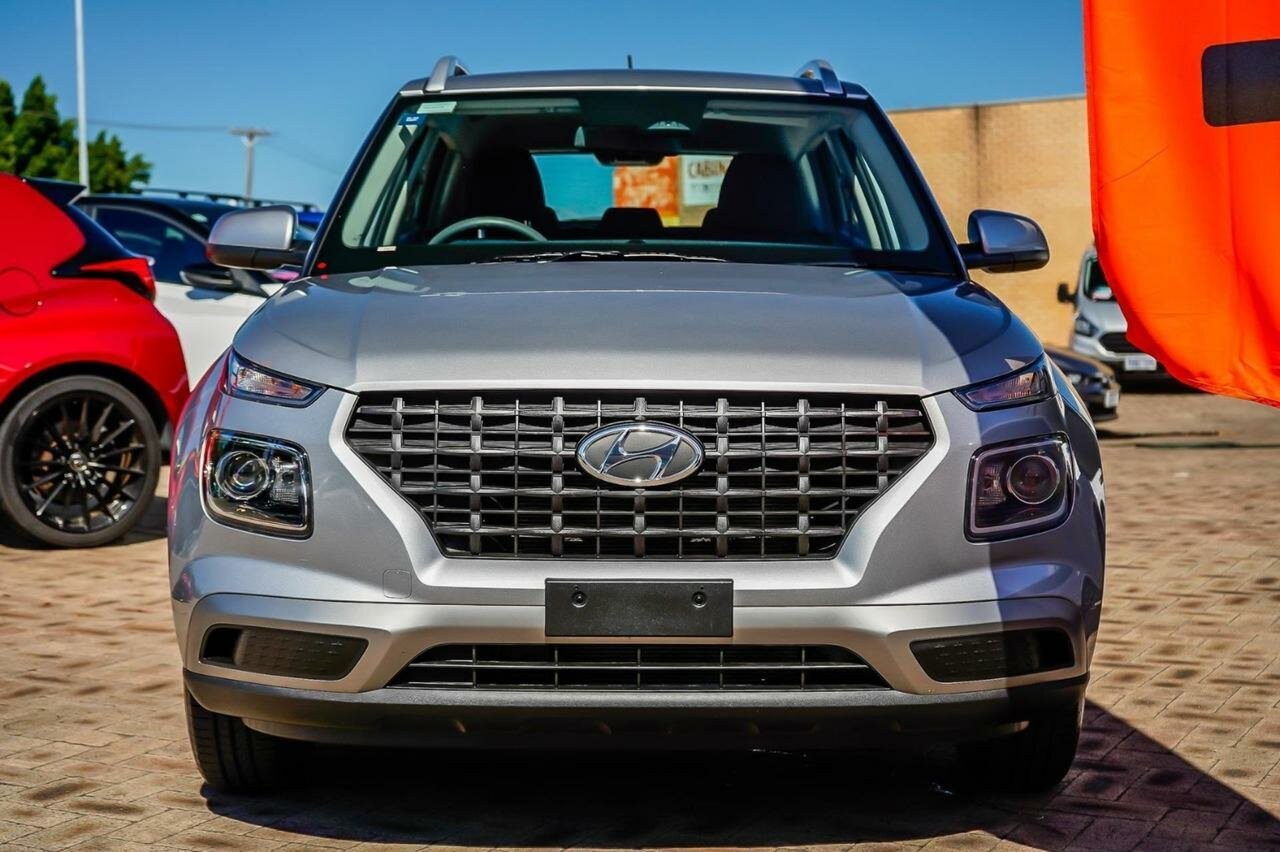 Hyundai Venue image 4