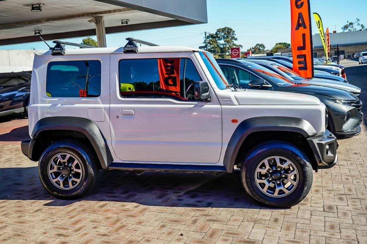 Suzuki Jimny image 3
