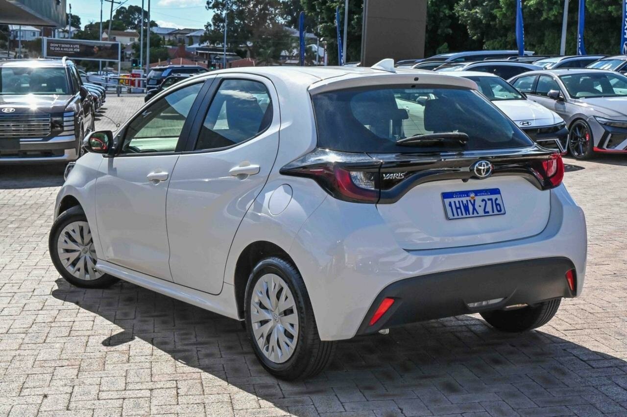 Toyota Yaris image 3