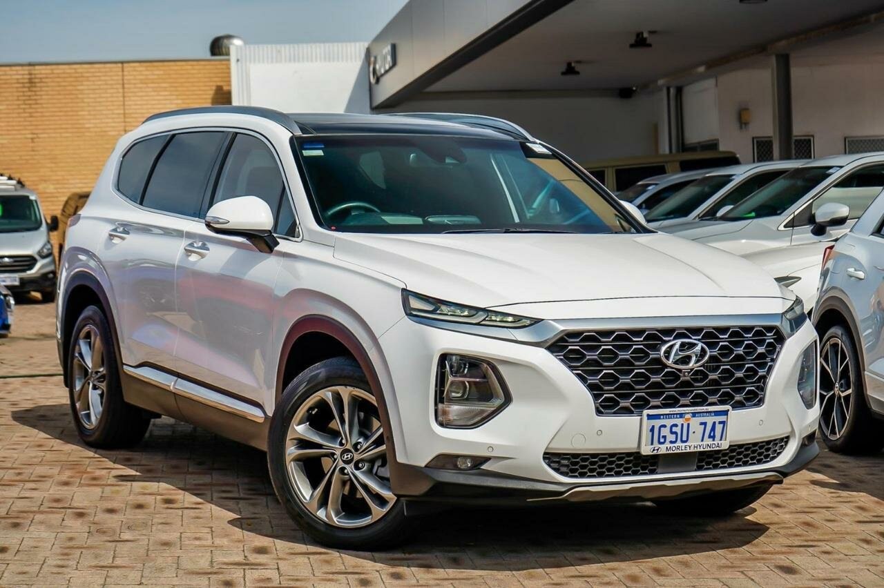 Hyundai Santa Fe image 1