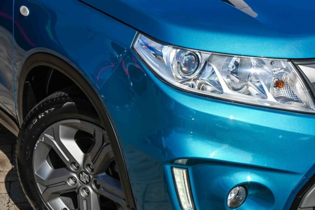 Suzuki Vitara image 2