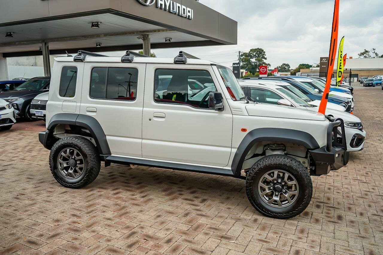 Suzuki Jimny image 3