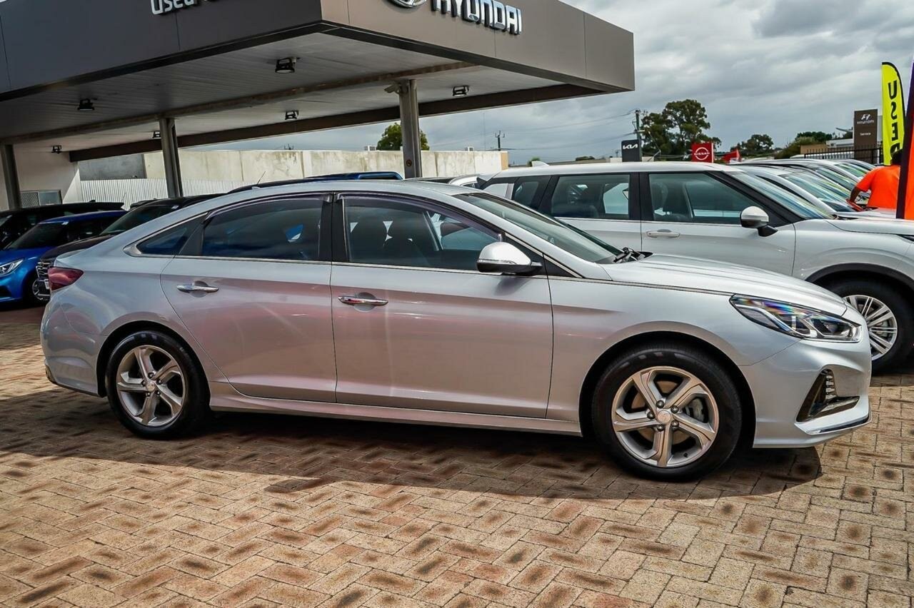 Hyundai Sonata image 3