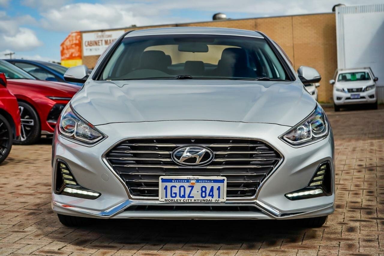 Hyundai Sonata image 4