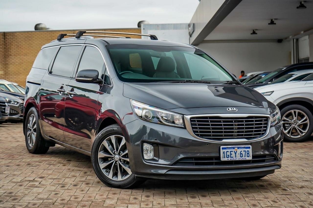 Kia Carnival image 1