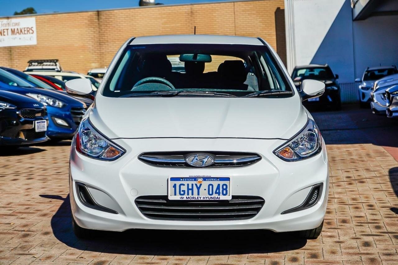 Hyundai Accent image 4