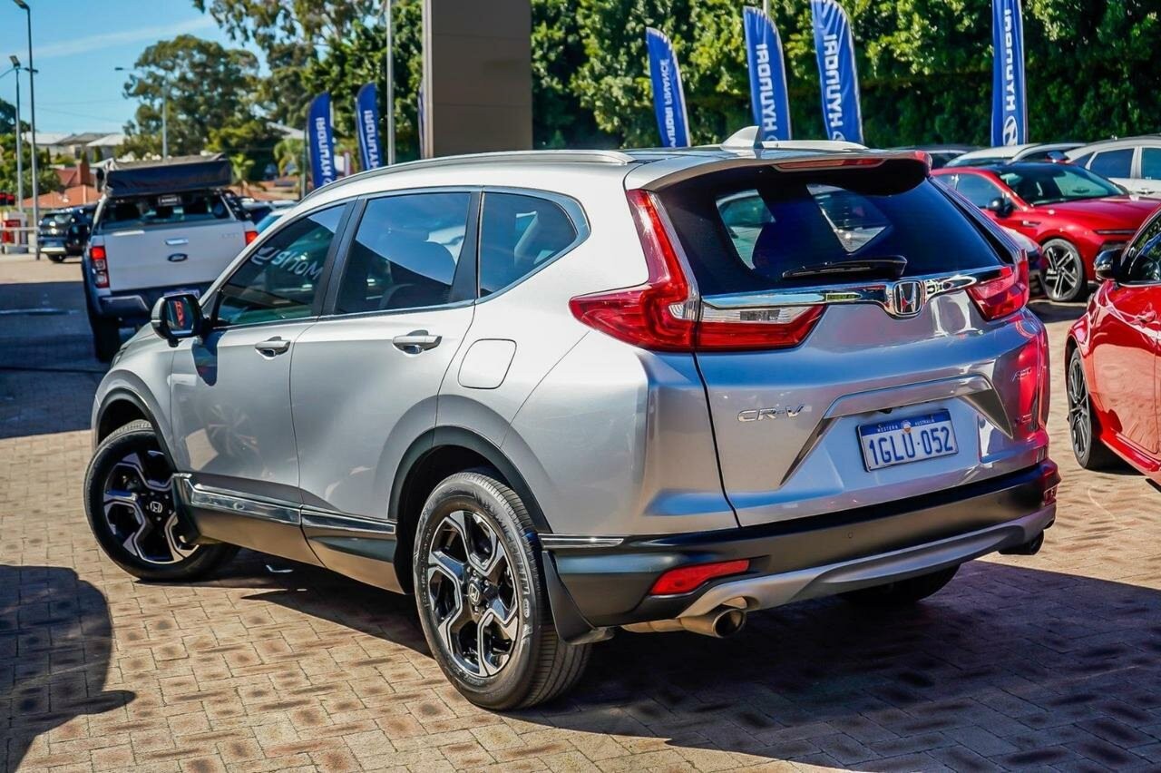 Honda Cr-v image 2