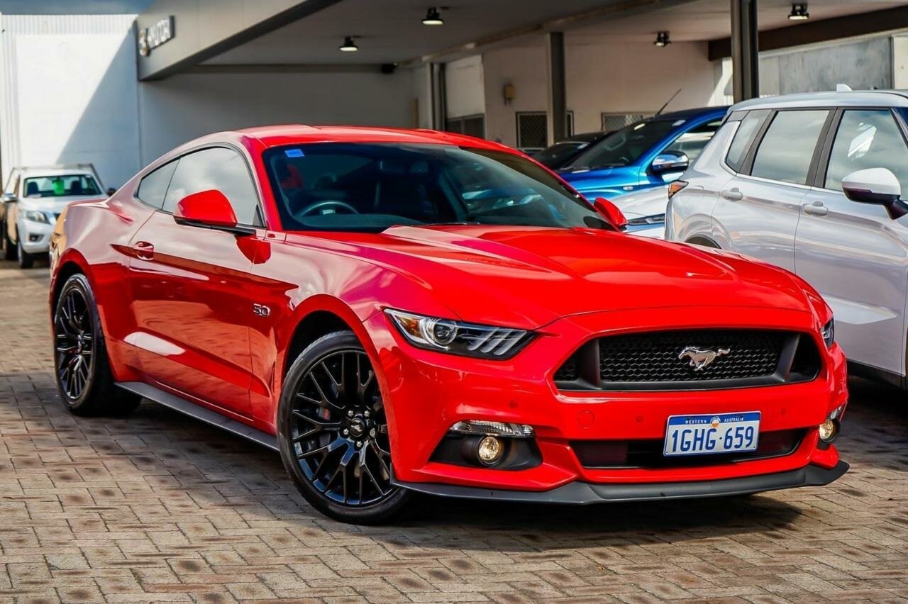 Ford Mustang image 1