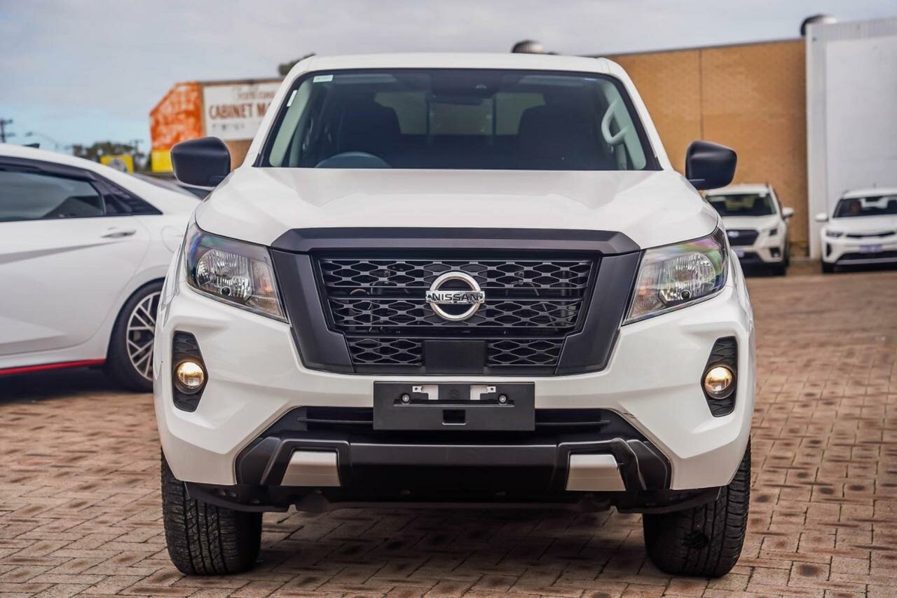 Nissan Navara image 4