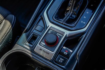 https://vehicle-cdn.autoleague.cloud/17006_41012152_13.jpg