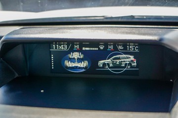 https://vehicle-cdn.autoleague.cloud/17006_41012152_15.jpg