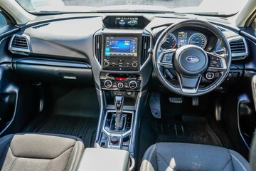 https://vehicle-cdn.autoleague.cloud/17006_41012152_21.jpg