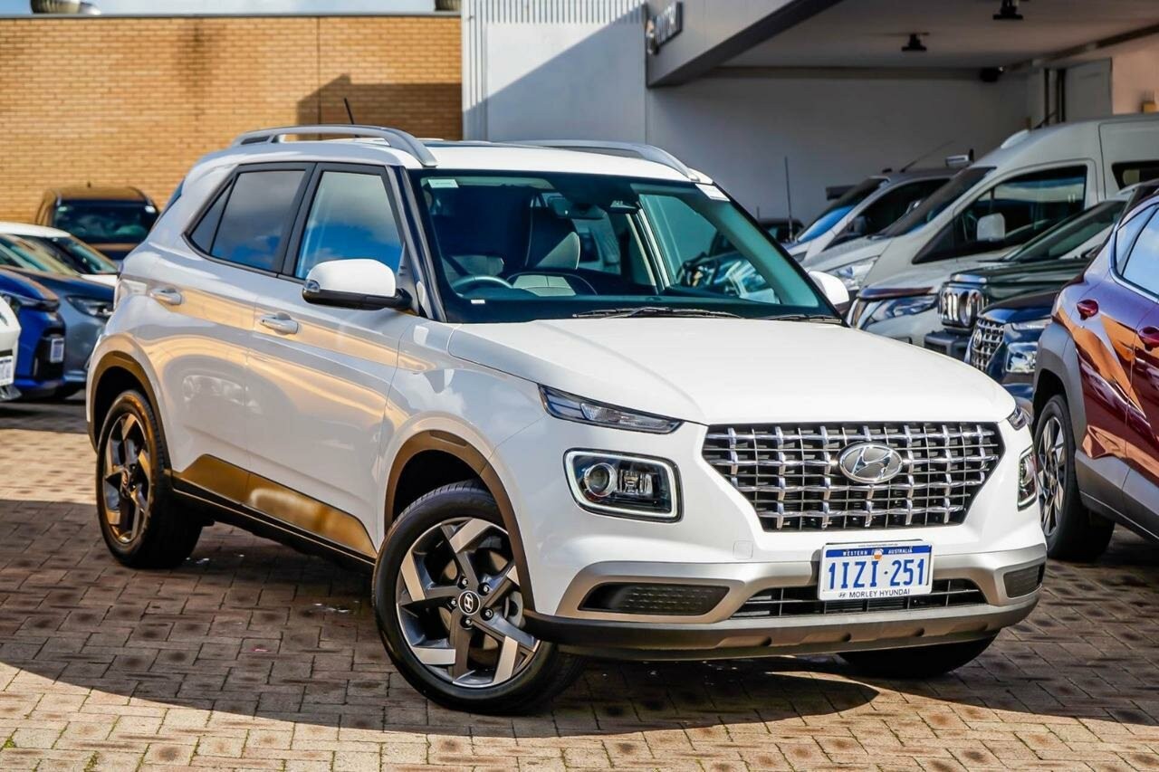 Hyundai Venue image 1