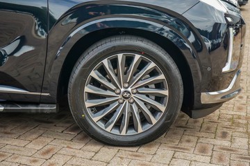 https://vehicle-cdn.autoleague.cloud/17006_41012222_12.jpg