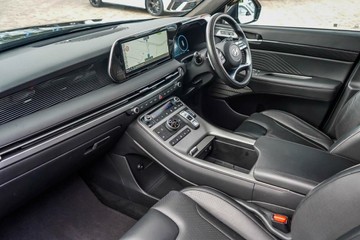 https://vehicle-cdn.autoleague.cloud/17006_41012222_9.jpg