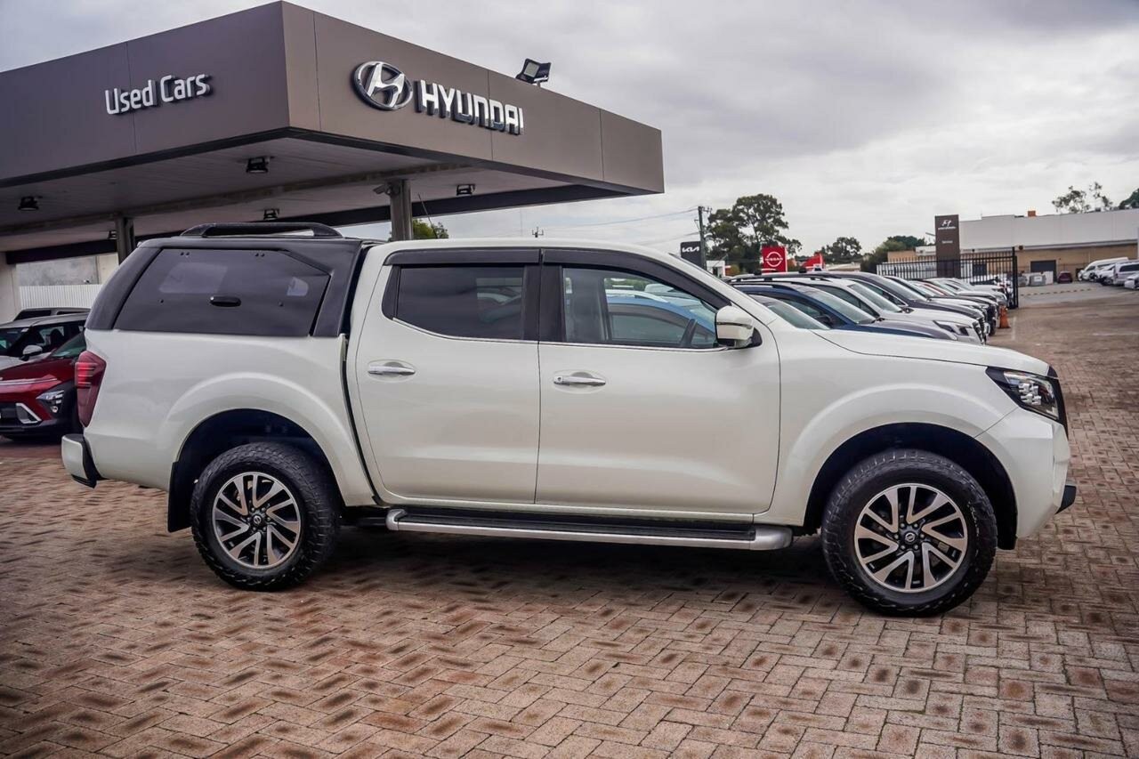 Nissan Navara image 3