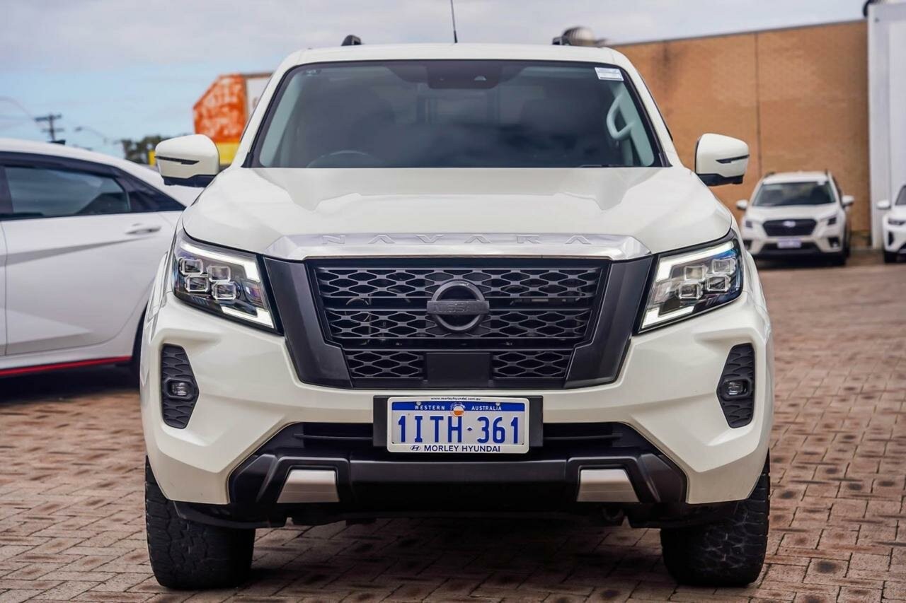 Nissan Navara image 4