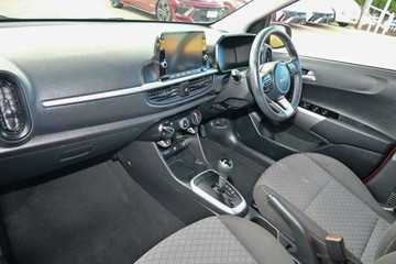 https://vehicle-cdn.autoleague.cloud/17006_41012296_10.jpg