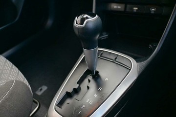 https://vehicle-cdn.autoleague.cloud/17006_41012296_18.jpg