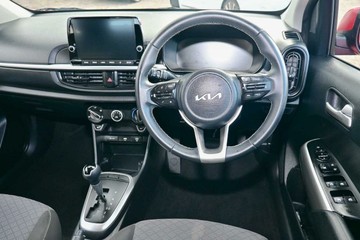 https://vehicle-cdn.autoleague.cloud/17006_41012296_8.jpg
